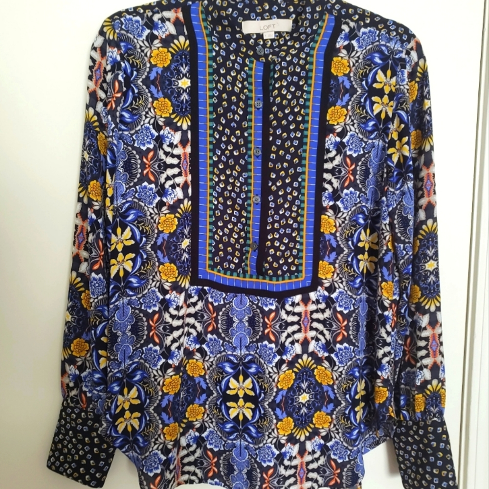 [Pick 2 Items for $8!] Loft Printed Semi Sheer Blouse in Size S